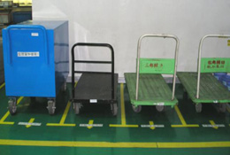 車輛、搬運工具定位線
